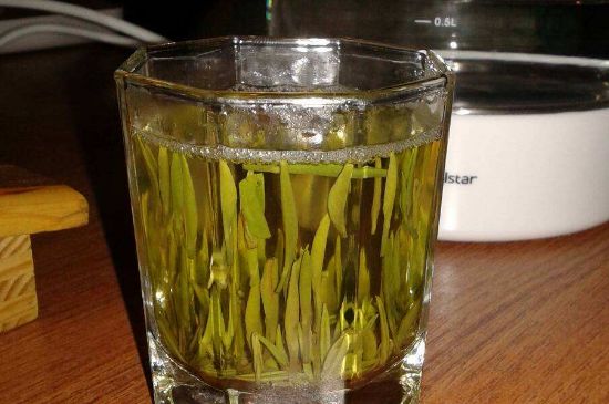 冷泡茶用什么茶葉最好，什么樣的茶適合冷泡？