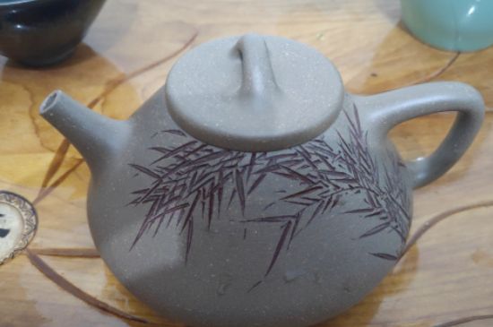 沖泡肉桂用紫砂壺還是蓋碗，武夷巖茶肉桂可以用紫砂壺沖泡嗎？