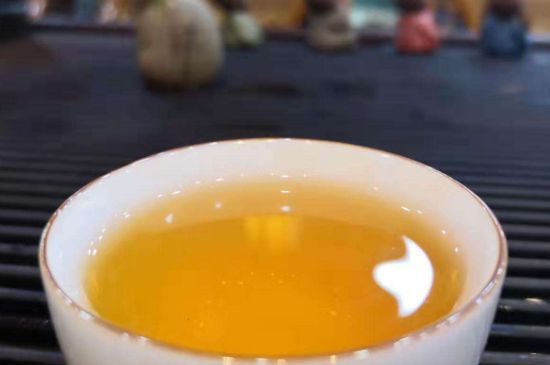 紅茶加姜片的禁忌，姜紅茶的危害