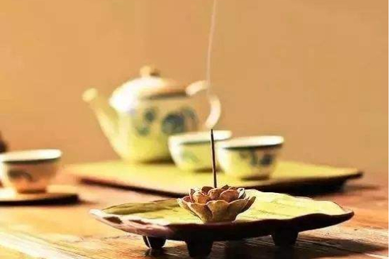 綠茶碧螺春怎么泡簡易步驟，沖泡碧螺春的十二步驟口訣