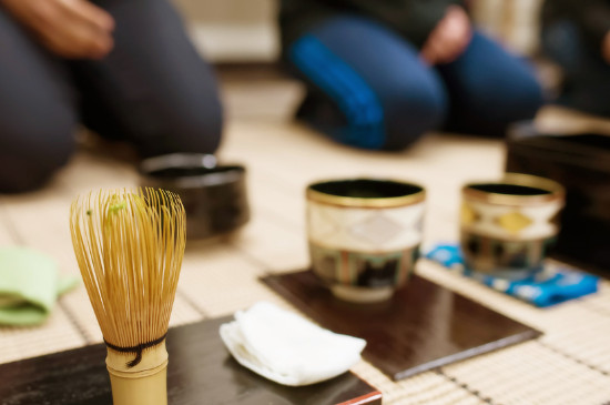 女人喝茶要行扣茶禮嗎，叩茶禮女士能用嗎？