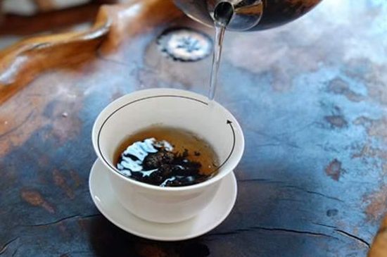 喝茶茶桌上的禮儀有哪些，泡茶待客十大禮儀不可不做！