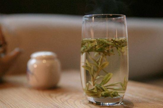 冷泡茶用什么茶葉最好，什么樣的茶適合冷泡？