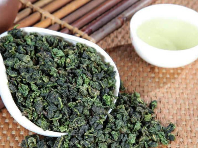 鐵觀音的泡法，水溫100°C最佳第一泡不能喝