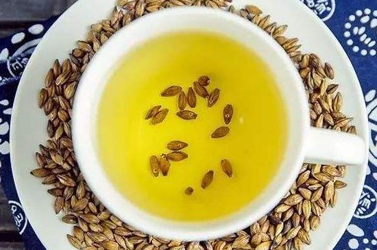 飯店喝的聞起很香的茶，餐館里的蕎麥茶還是大麥茶？