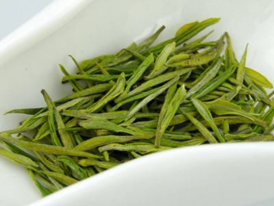 白茶顏色變黃還能喝嗎，發(fā)黃的白茶好不好？