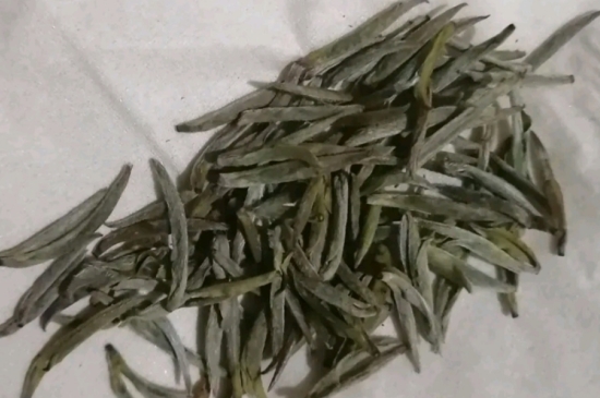 過期茶葉的八大妙用，過期的陳茶葉還能干什么用？