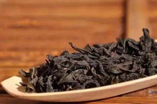 怎樣炭焙巖茶？揭秘武夷巖茶的炭焙技藝