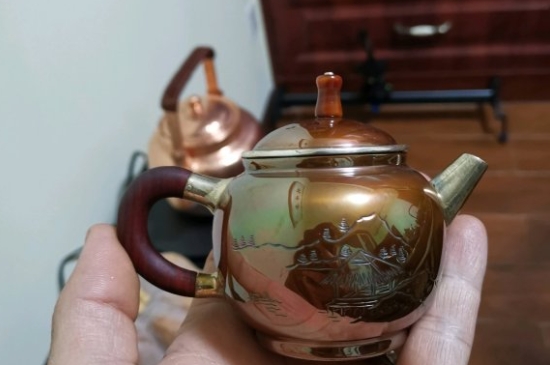 常見的七大材質(zhì)的茶具優(yōu)缺點(diǎn)，用什么材質(zhì)的茶具泡茶最好？