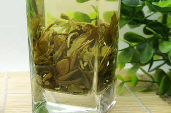 茉莉龍珠茶男人能喝嗎，男性夏季可以喝龍珠茶嗎