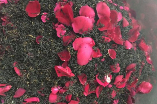 玫瑰花泡水喝的9大禁忌，喝玫瑰花茶有什么禁忌