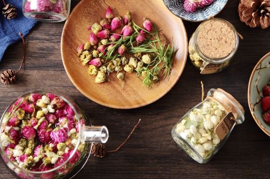 茉莉花和什么在一起喝好，茉莉花喝什么茶搭配？