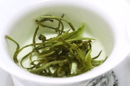 茉莉香珠跟龍珠有什么區(qū)別嗎，茉莉龍珠和茉莉香珠那個好？