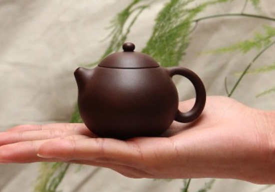 宜興紫砂壺四大經(jīng)典壺型叫什么，傳統(tǒng)紫砂四大名壺介紹