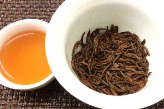 新茶和陳茶的區(qū)別，新茶和陳茶的介紹