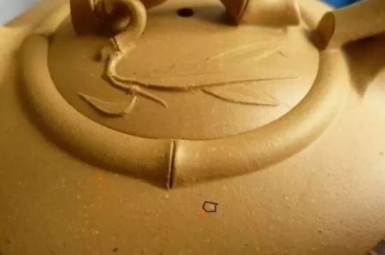 本山綠泥紫砂壺小黑點多嗎，真正本山綠泥會吐黑嗎？