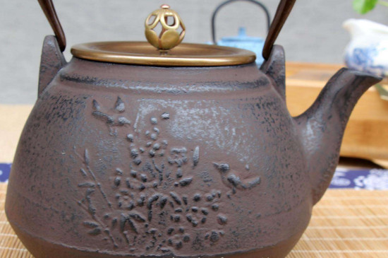 不要使用日本鐵壺燒水，日本鐵壺騙局