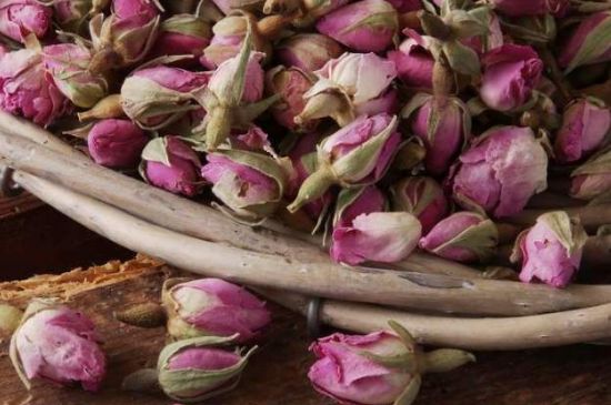 玫瑰花茶是應該煮還是蒸，玫瑰花茶是不是煮一下效果更好？