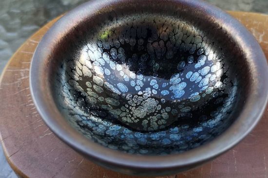 化工建盞是什么樣子的，建盞如何區(qū)分化工釉