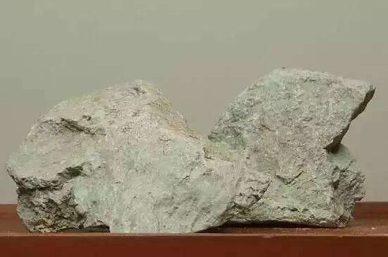 本山綠泥怎么分辨真假，真正的本山綠泥紫砂壺怎么鑒別？