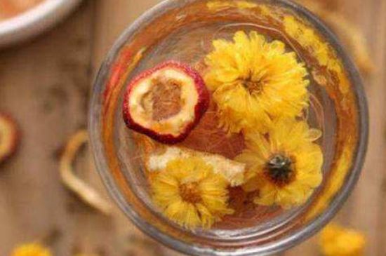 祛濕氣雙花茶，喝什么花茶祛濕氣排毒養(yǎng)顏