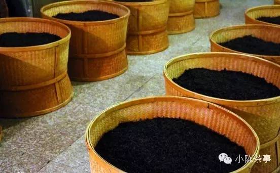 怎樣炭焙巖茶？揭秘武夷巖茶的炭焙技藝