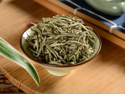 白茶煮好還是泡好喝，老白茶是泡還是煮？