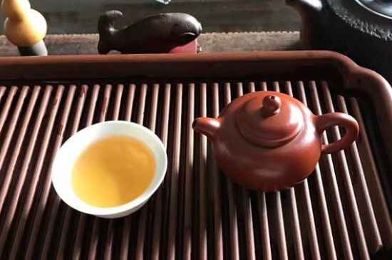 正山小種適合女人喝嗎，女人經(jīng)常喝正山小種茶好嗎