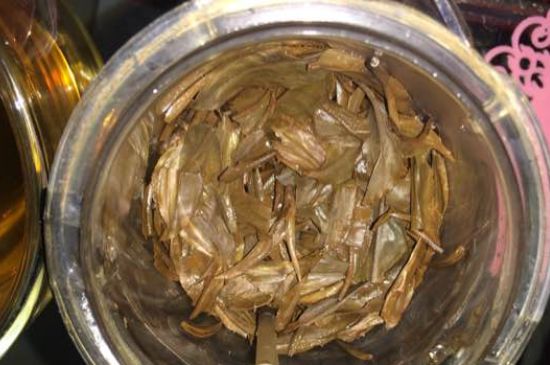 金駿眉有幾個(gè)品種分哪幾個(gè)級(jí)別？按茶樹劃分5個(gè)等級(jí)！