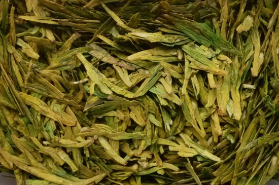 西湖龍井茶毫和發(fā)霉區(qū)別圖片，長霉的龍井茶葉會是什么樣？