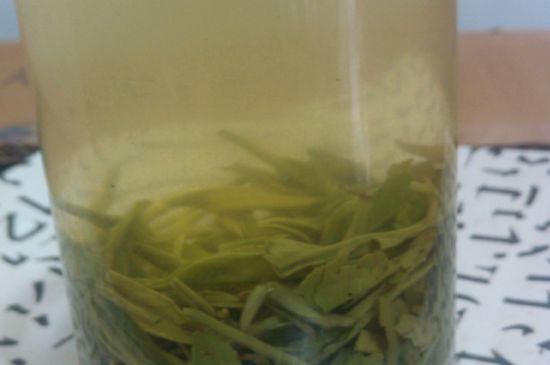 碧螺春為什么泡水渾濁，碧螺春茶葉泡水感覺(jué)很臟是混濁的
