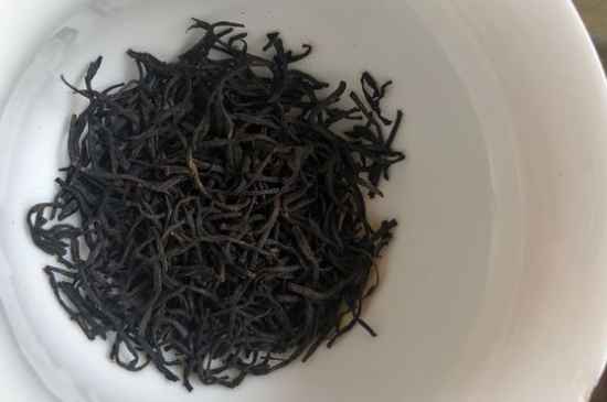 正山小種第一泡要倒掉嗎，正山小種能沖幾泡