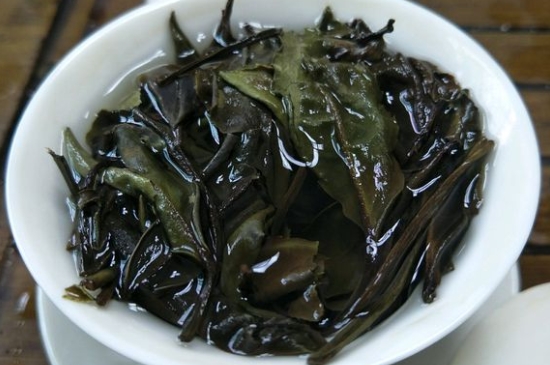 福鼎白茶貢眉和壽眉的區(qū)別，壽眉與貢眉有什么區(qū)別