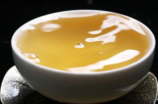 綠茶加重濕氣？濕氣體質(zhì)寒的人能喝綠茶嗎