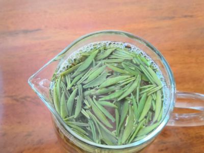 竹葉青和毛尖的區(qū)別，竹葉青和信陽毛尖哪個好？