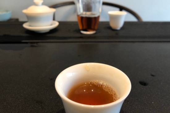 為什么喝巖茶會上火，巖茶喝多上火怎么辦？