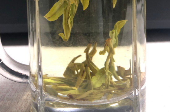 西湖龍井茶頭采和二采區(qū)別，明前龍井一采和二采什么味道？