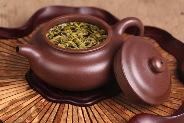 紫砂壺如何開壺，正確的<a href=http://m.zzniy.com/chaju/zisha/ target=_blank class=infotextkey>紫砂壺開壺</a>方法