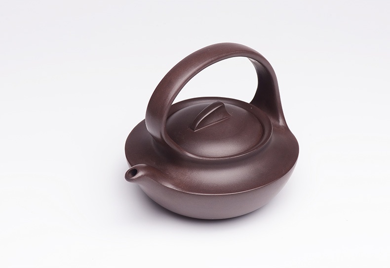 提梁精美紫砂壺，創(chuàng)意手工紫砂壺